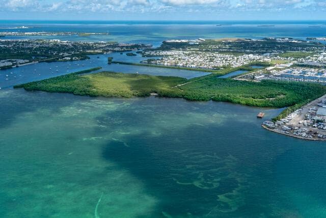 7200 5th Street, Key West FL 33040