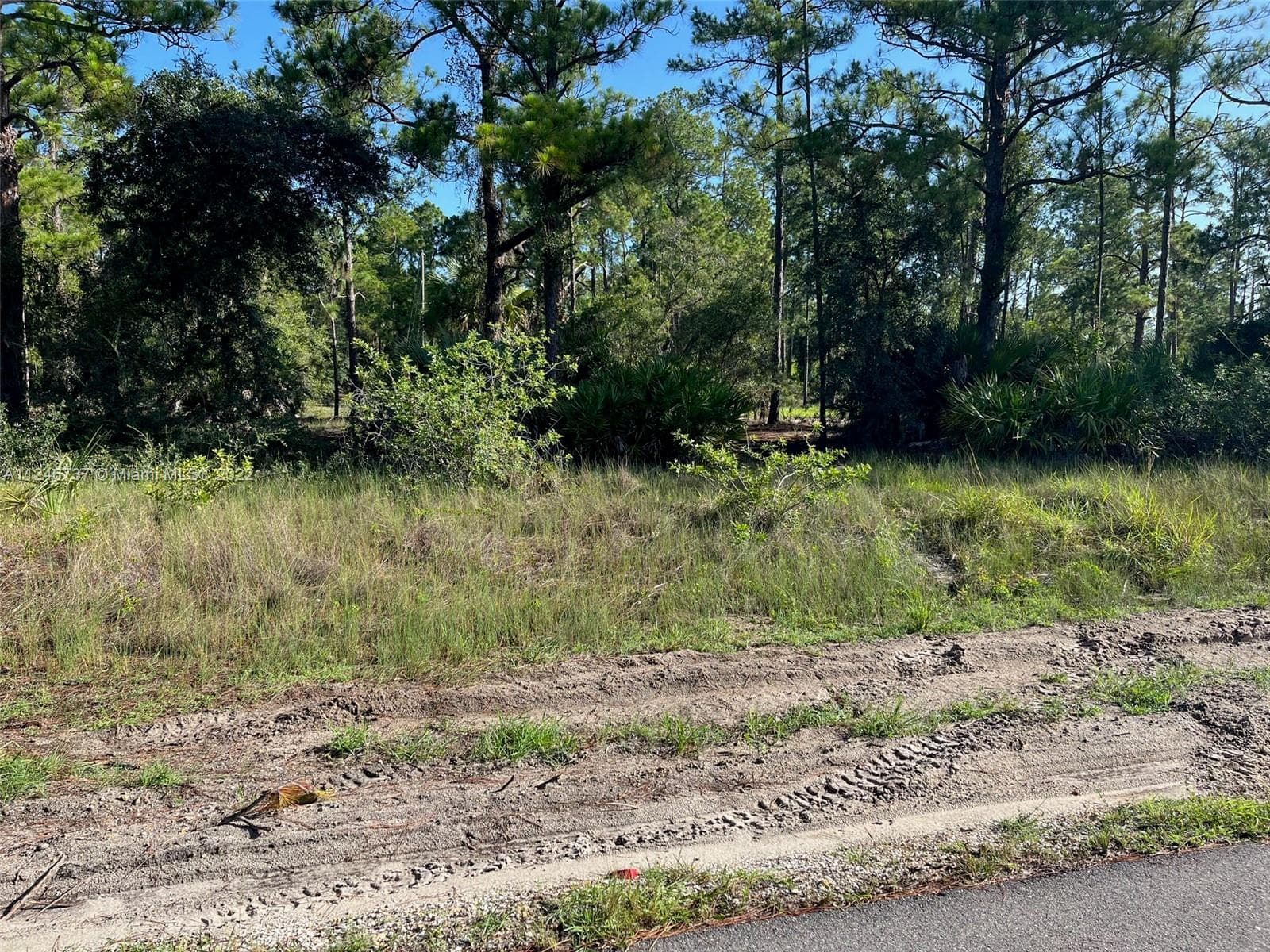 1201 Dixie AVE, Other City - In The State Of Florida FL 33972