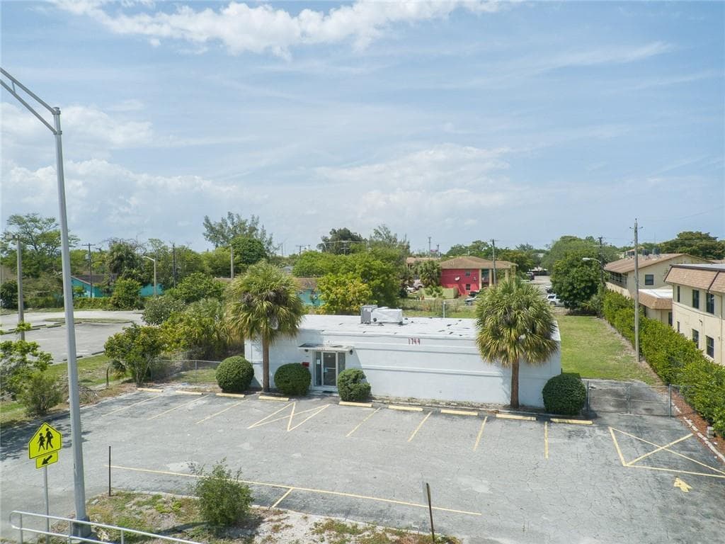 1744 Lake Worth Road, FL 33460