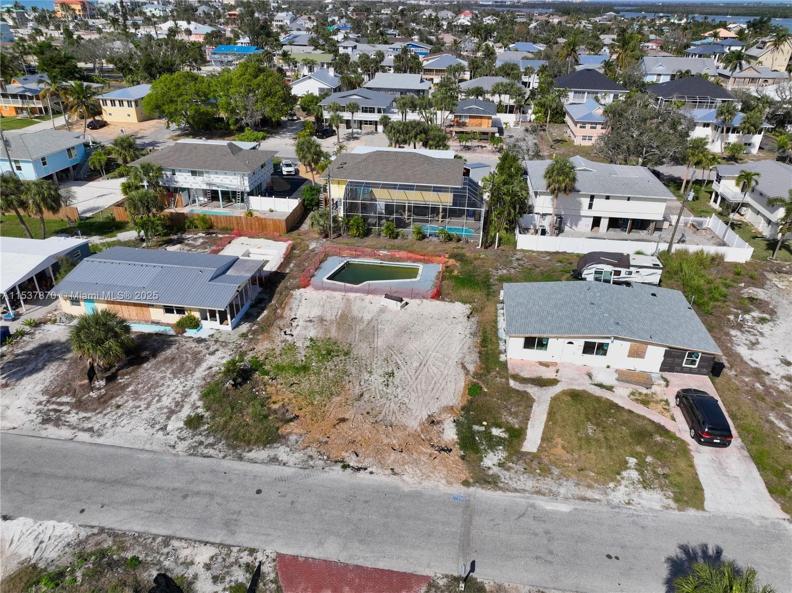 161 HIBISCUS DR, Fort Myers FL 33931