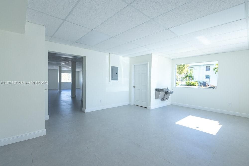 5232 Pembroke Rd, West Park FL 33021