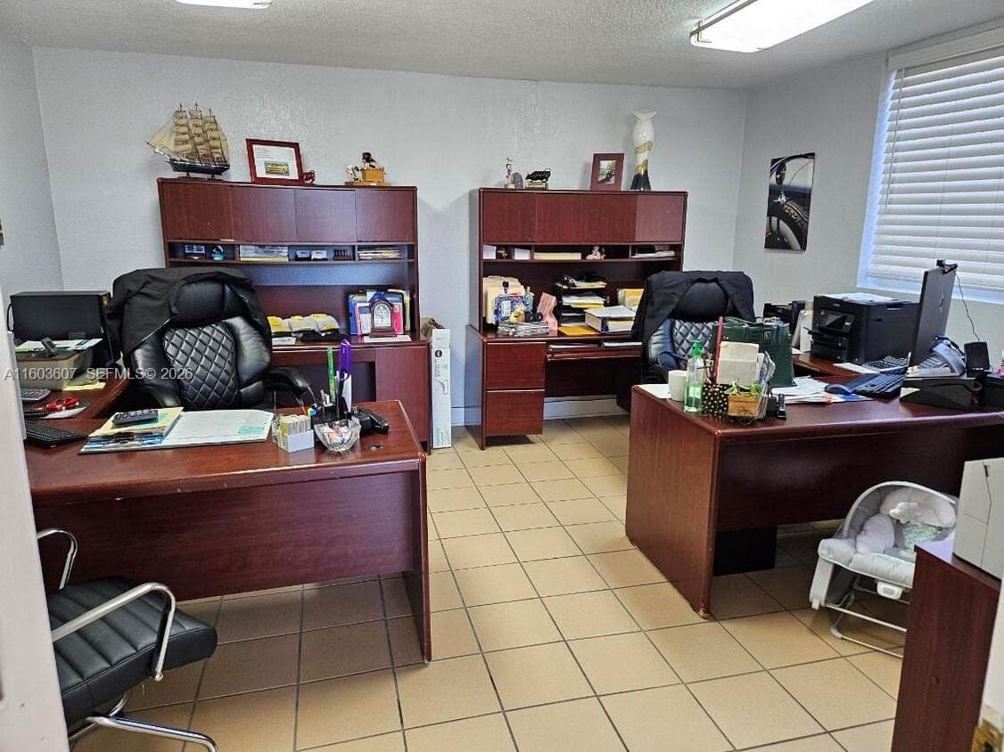 4010 E 8th Ave, Hialeah FL 33013