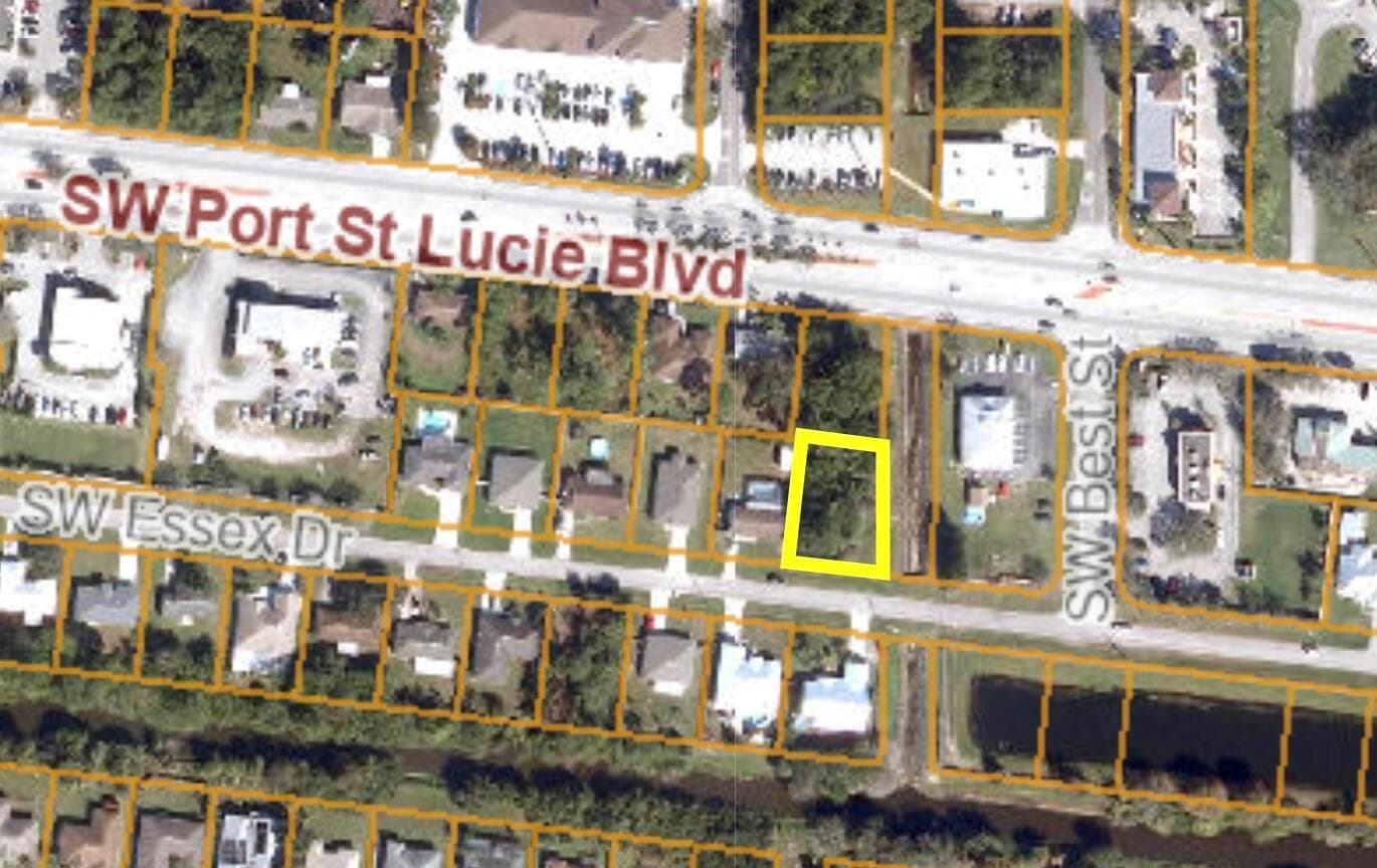 131 SW Essex Drive, Port St. Lucie FL 34984