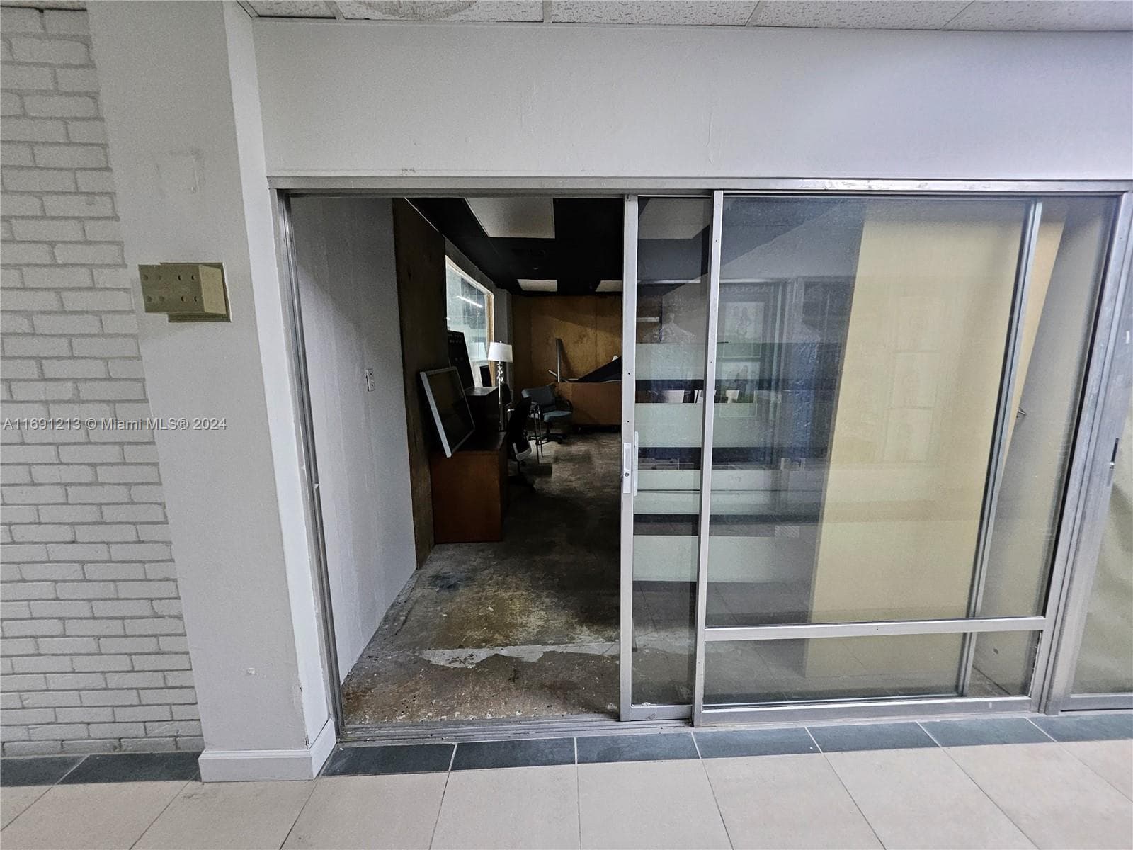 777 NW 72nd Ave # 2132, Miami FL 33126