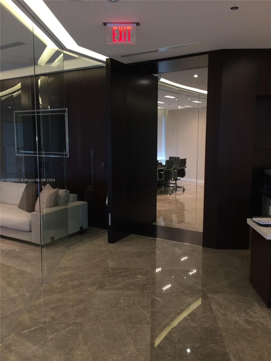 20900 NE 30th Ave # 415, Aventura FL 33180