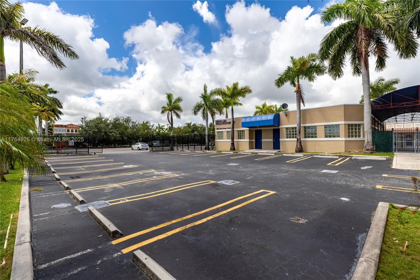 1446 N Krome Ave, Florida City FL 33034