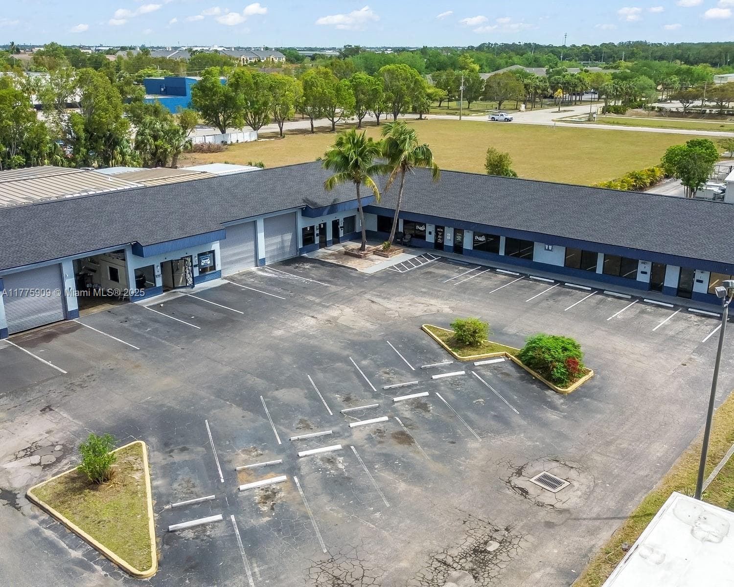 3775 Fowler ST, Fort Myers FL 33901