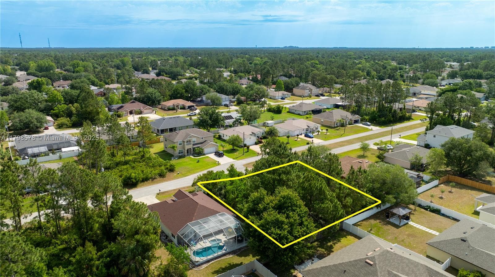 35 Butternut Dr., Palm Coast FL 32137