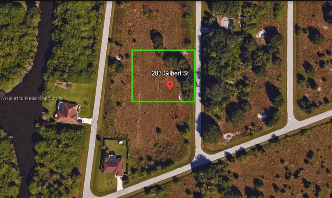 283 Gilbert St, Port Charlotte FL 33954