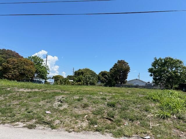 172 W 16th Street, Riviera Beach FL 33404