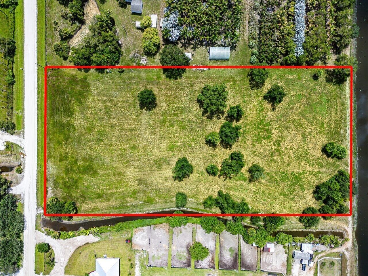 007-16526HollowTreeLane-Wellington-FL-33