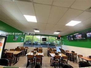 1812 N University Dr, Pembroke Pines FL 33024