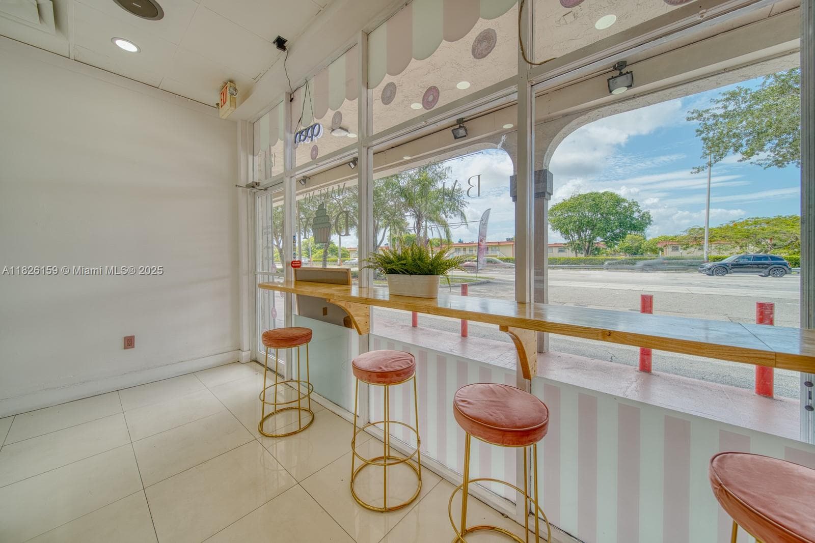 Bakery & Cafe For Sale On Bird Road, Kendall FL 33175