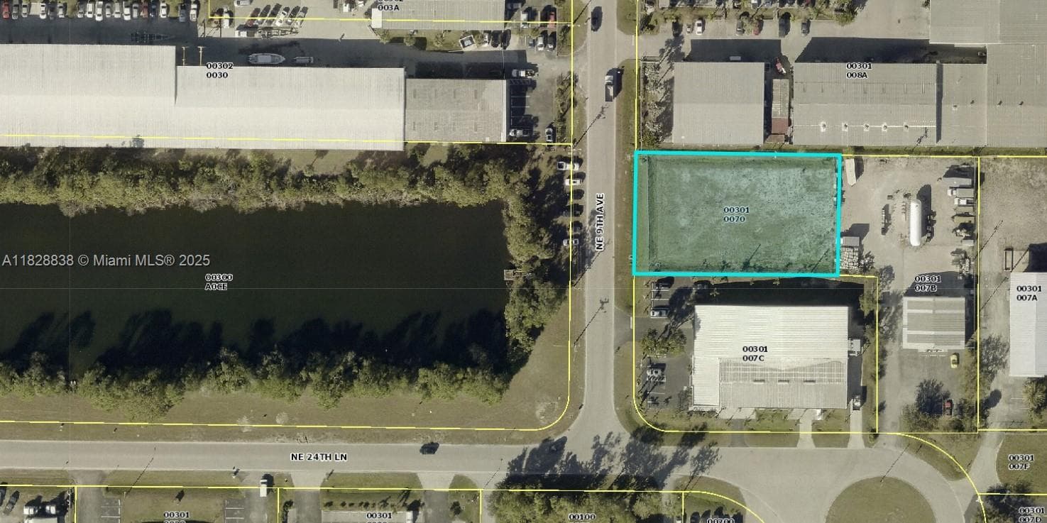 2513 NE 9th Ave, Cape Coral FL 33909