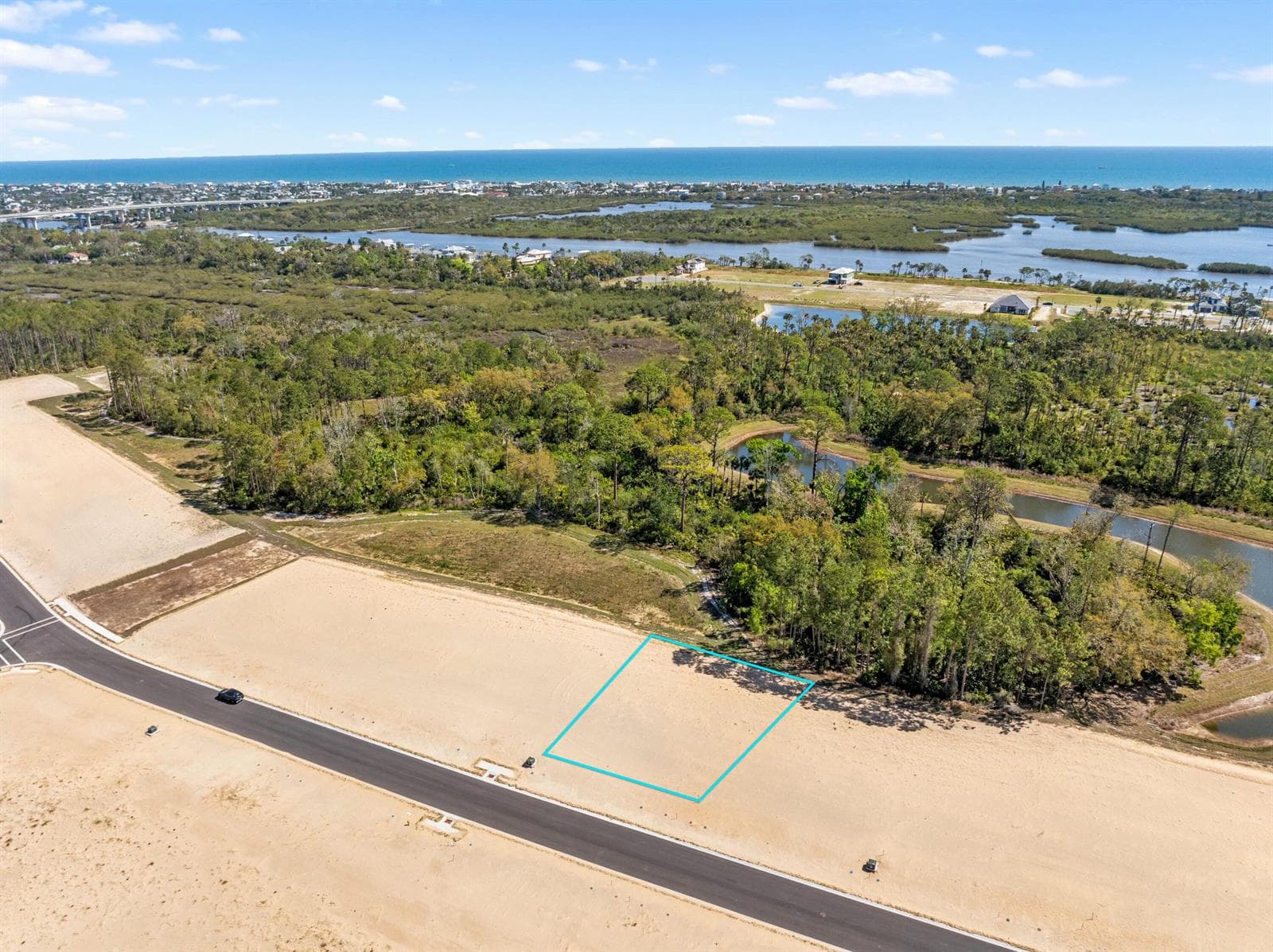 210 Stillwater Drive, FL 32136