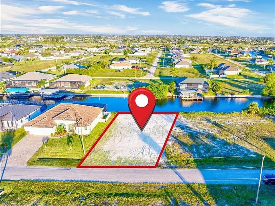 415 NW 35th Pl #20, Cape Coral FL 33993