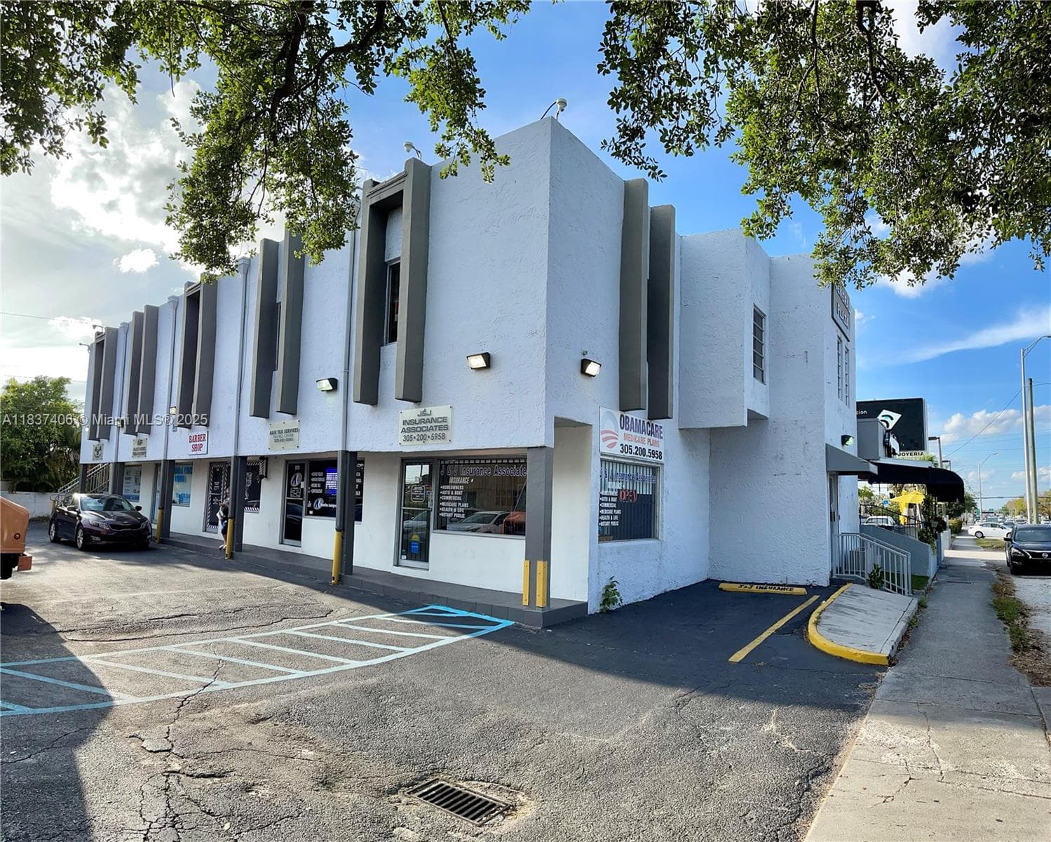516 NW 57th Ave, Miami FL 33126