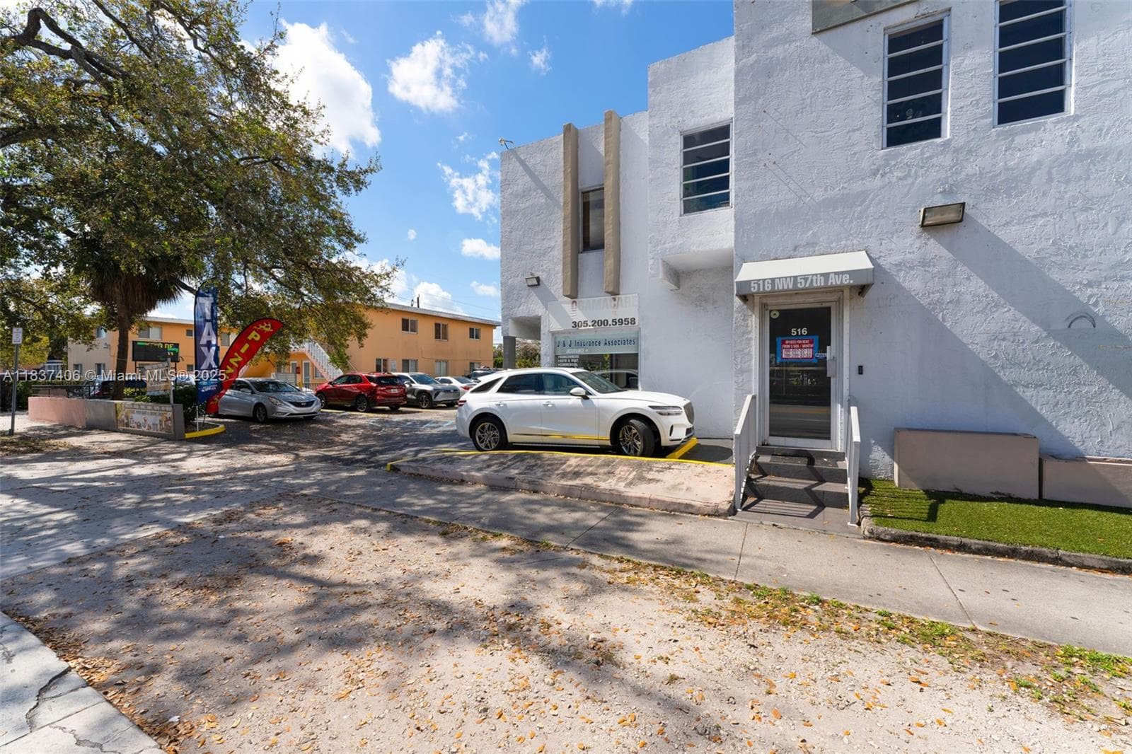 516 NW 57th Ave, Miami FL 33126