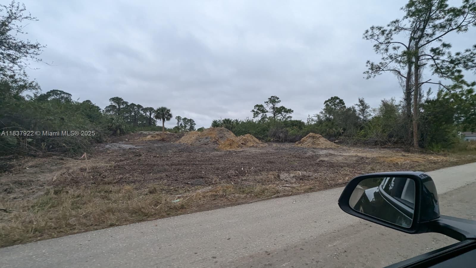 146 Genoa Ave S, Lehigh Acres FL 33974