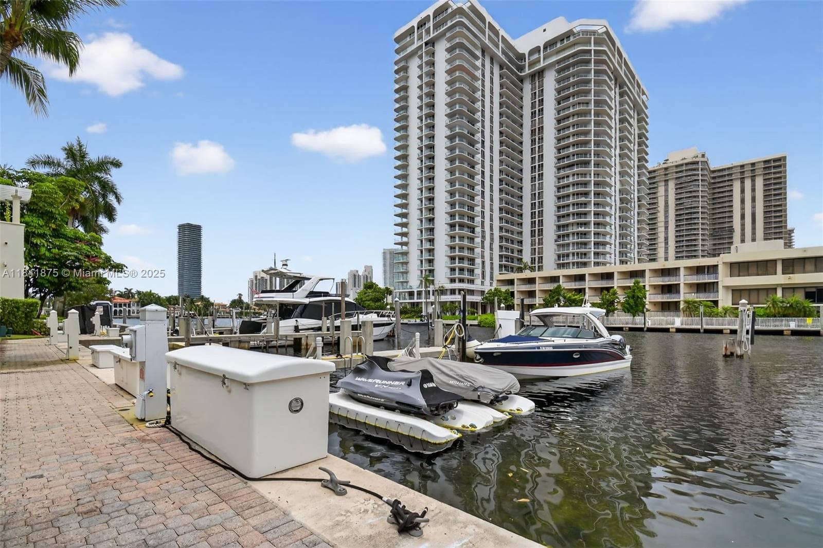 19925 NE 39th PL Boat Slip #14, Aventura FL 33180