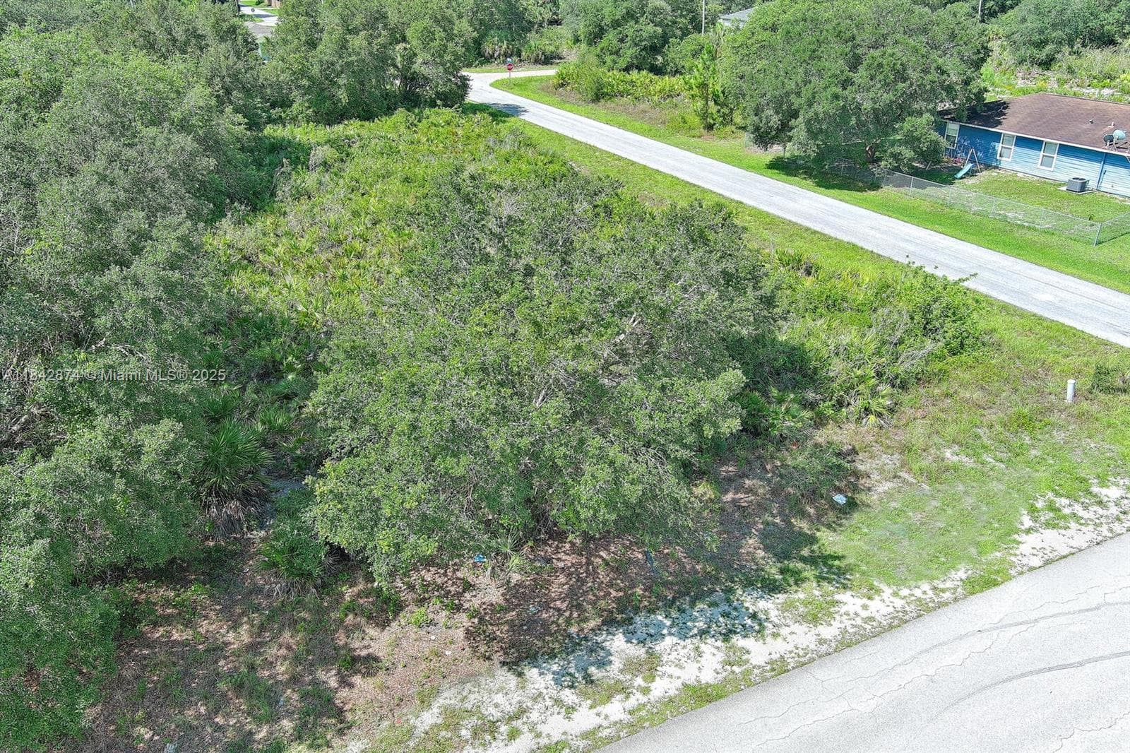 2517 W 67th Street, Lehigh Acres FL 33971