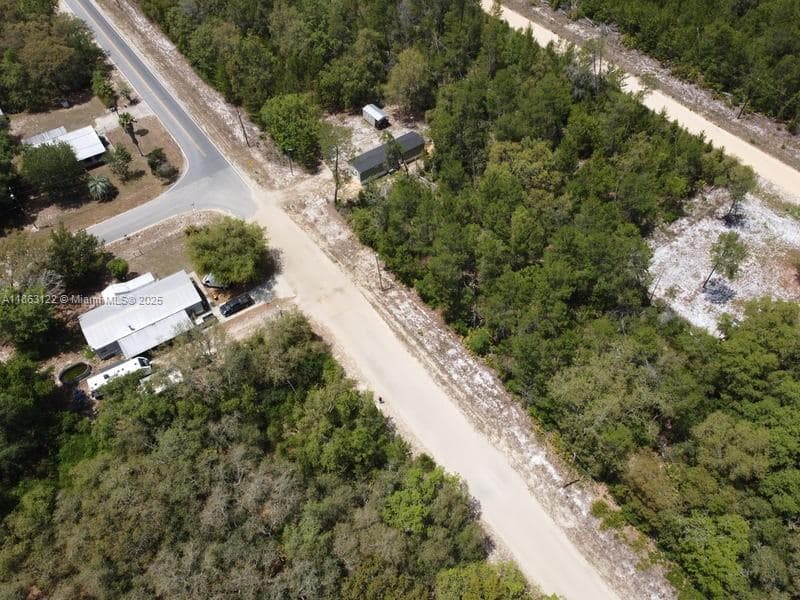 105 Wallace St, Other City - In The State Of Florida FL 32148