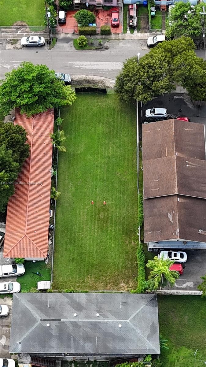1941 NW 19th Ave, Miami FL 33125