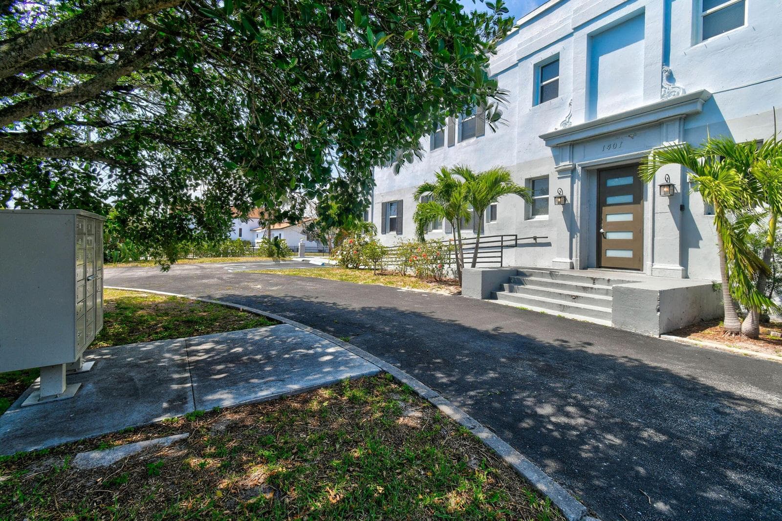 1401 Division Avenue, West Palm Beach FL 33401