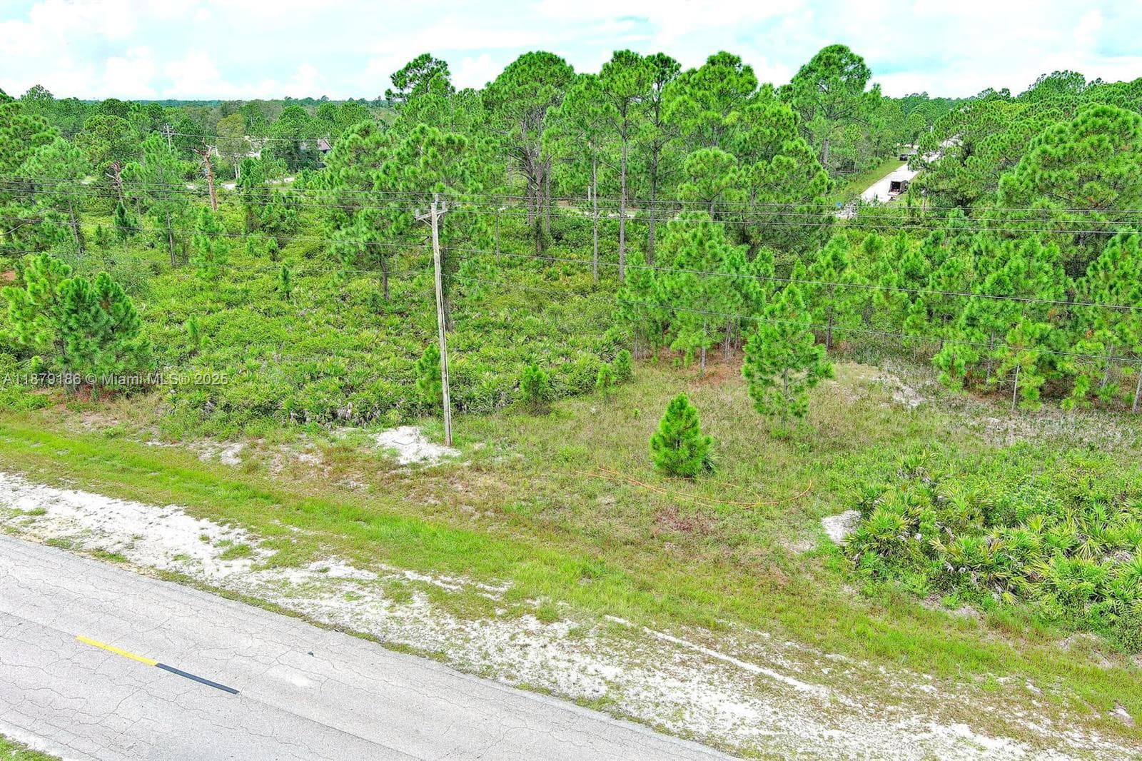 702 Eisenhower Blvd, Lehigh Acres FL 33974