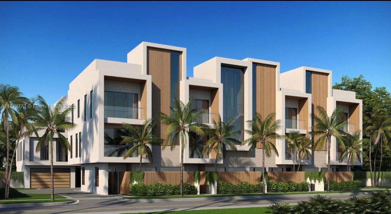 929 NE 17th Way, Fort Lauderdale FL 33304