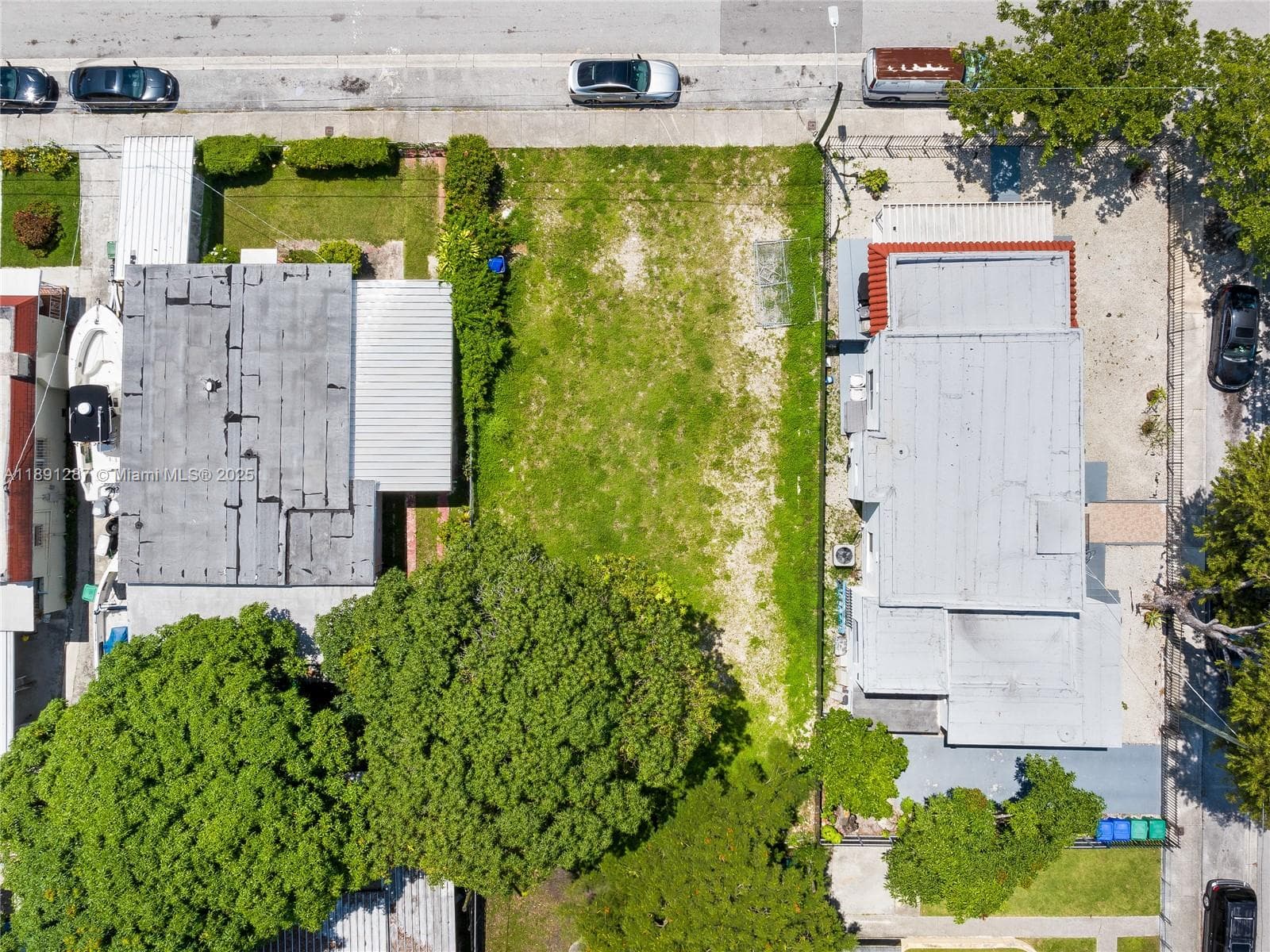 1881 NW 4th St, Miami FL 33125
