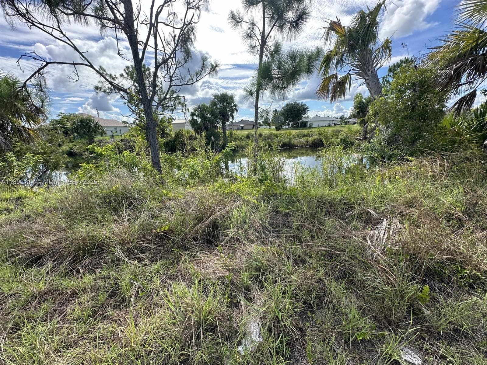 3527 NE 14 PL, Cape Coral FL 33993