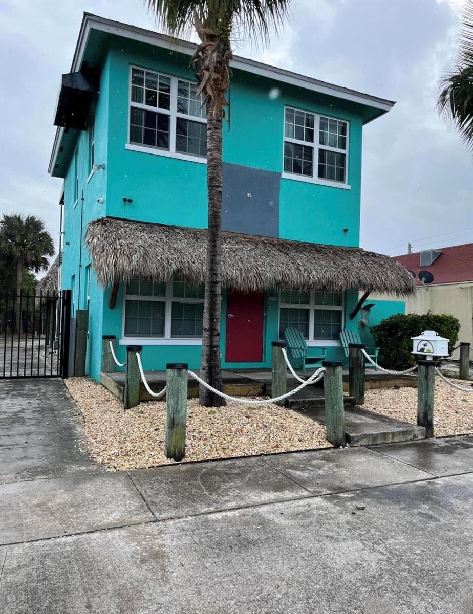 112 Mayfield Road, Lantana FL 33462