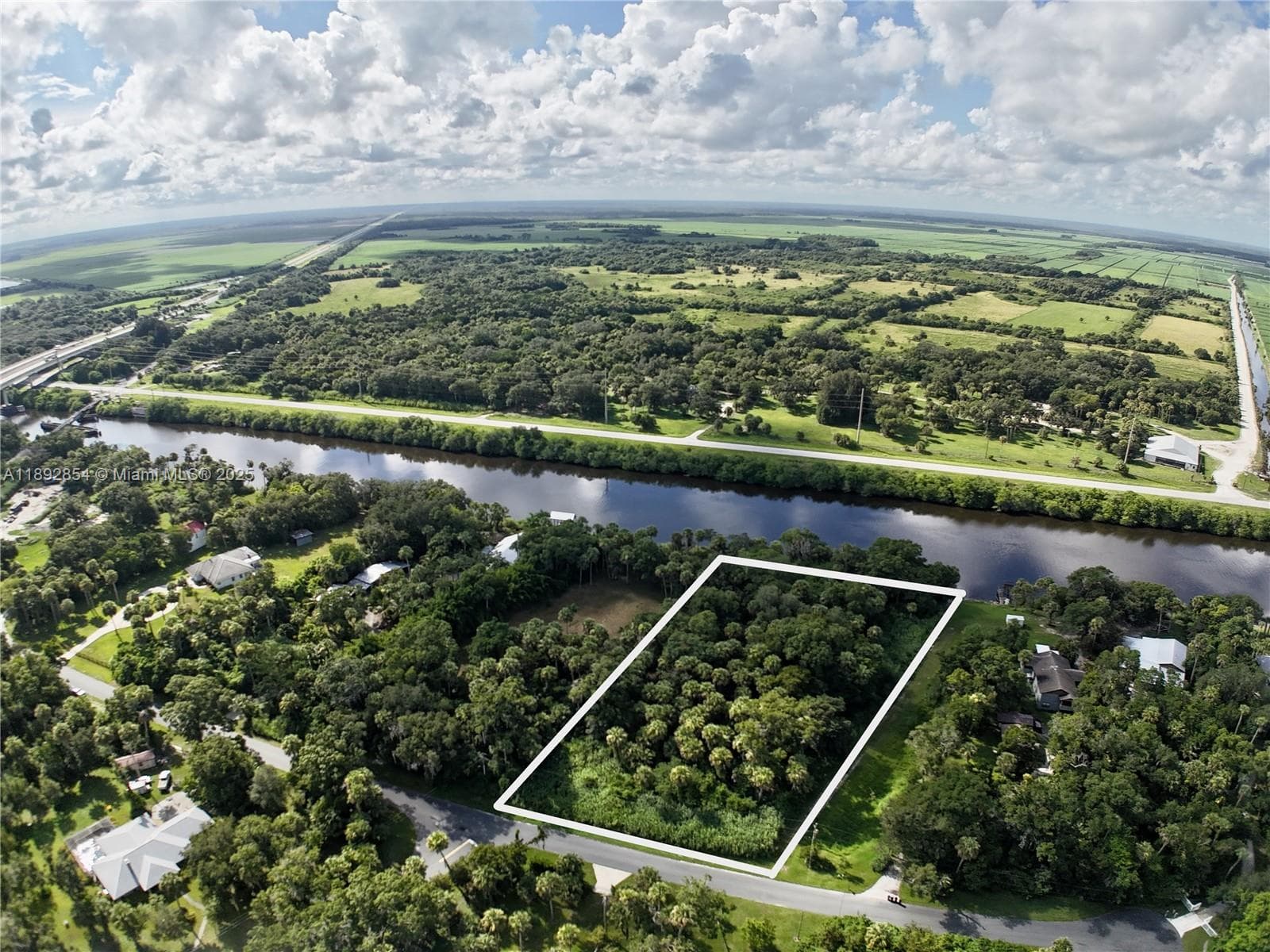 15306 SW Palm Oak Ave, Indian Town FL 34956