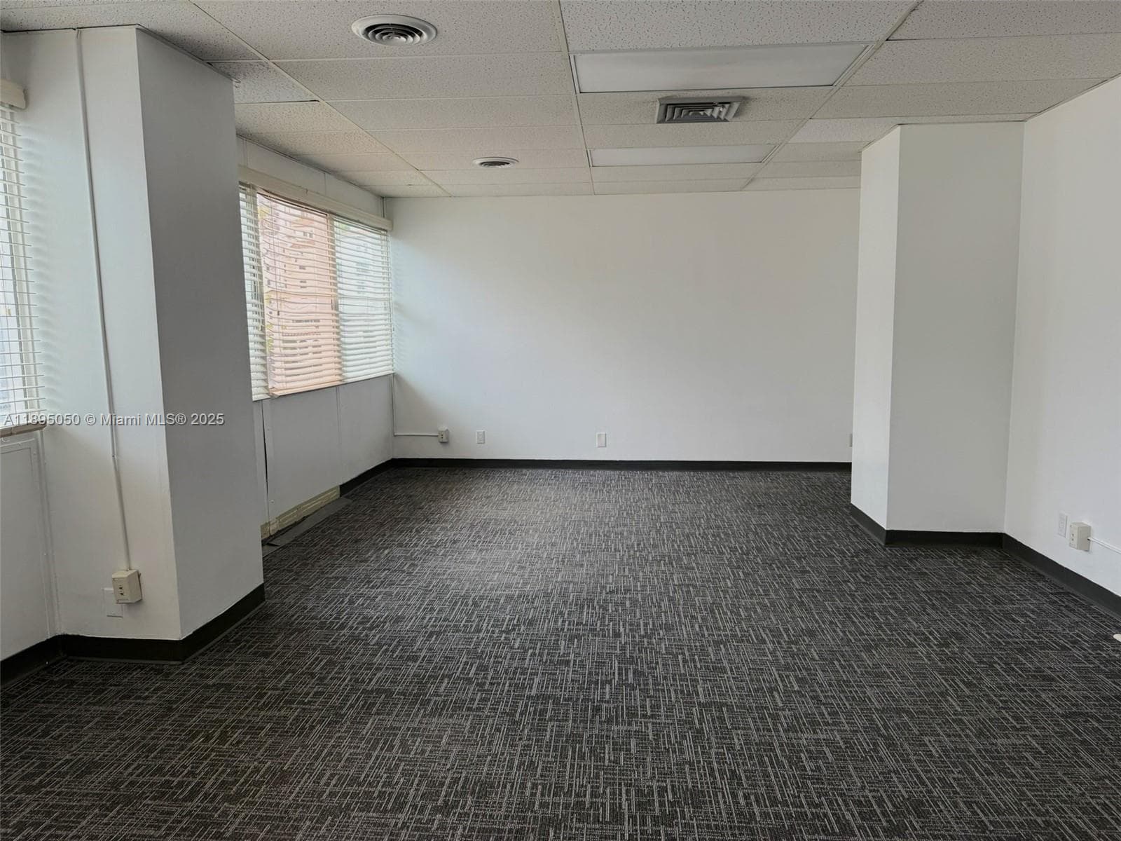 Suite 302 - private office