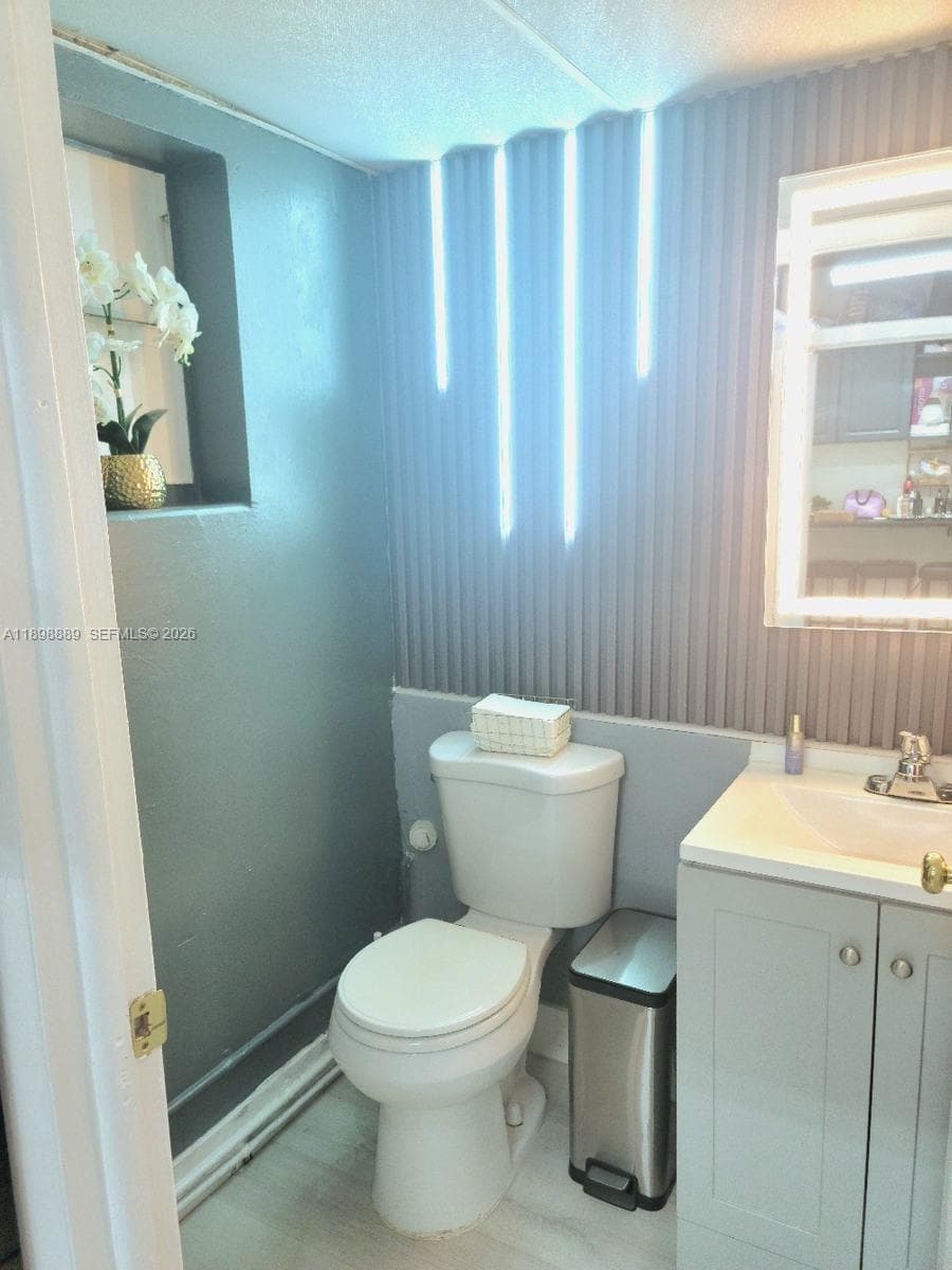 7991 Johnson st, Pembroke Pines FL 33024