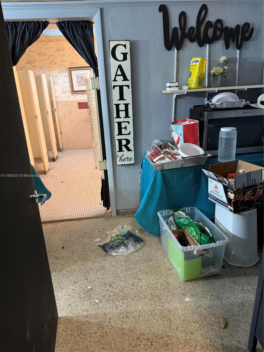 12495 NE 2nd Ave, North Miami FL 33161