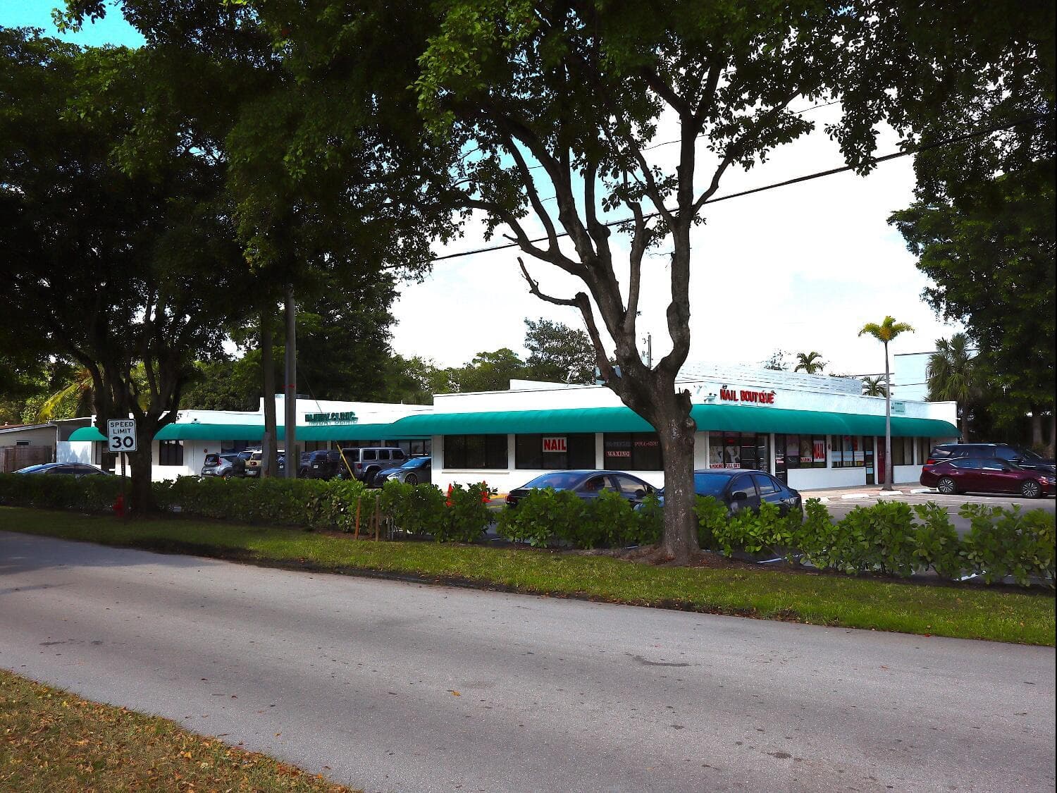 1225 N Military Trail, West Palm Beach FL 33409