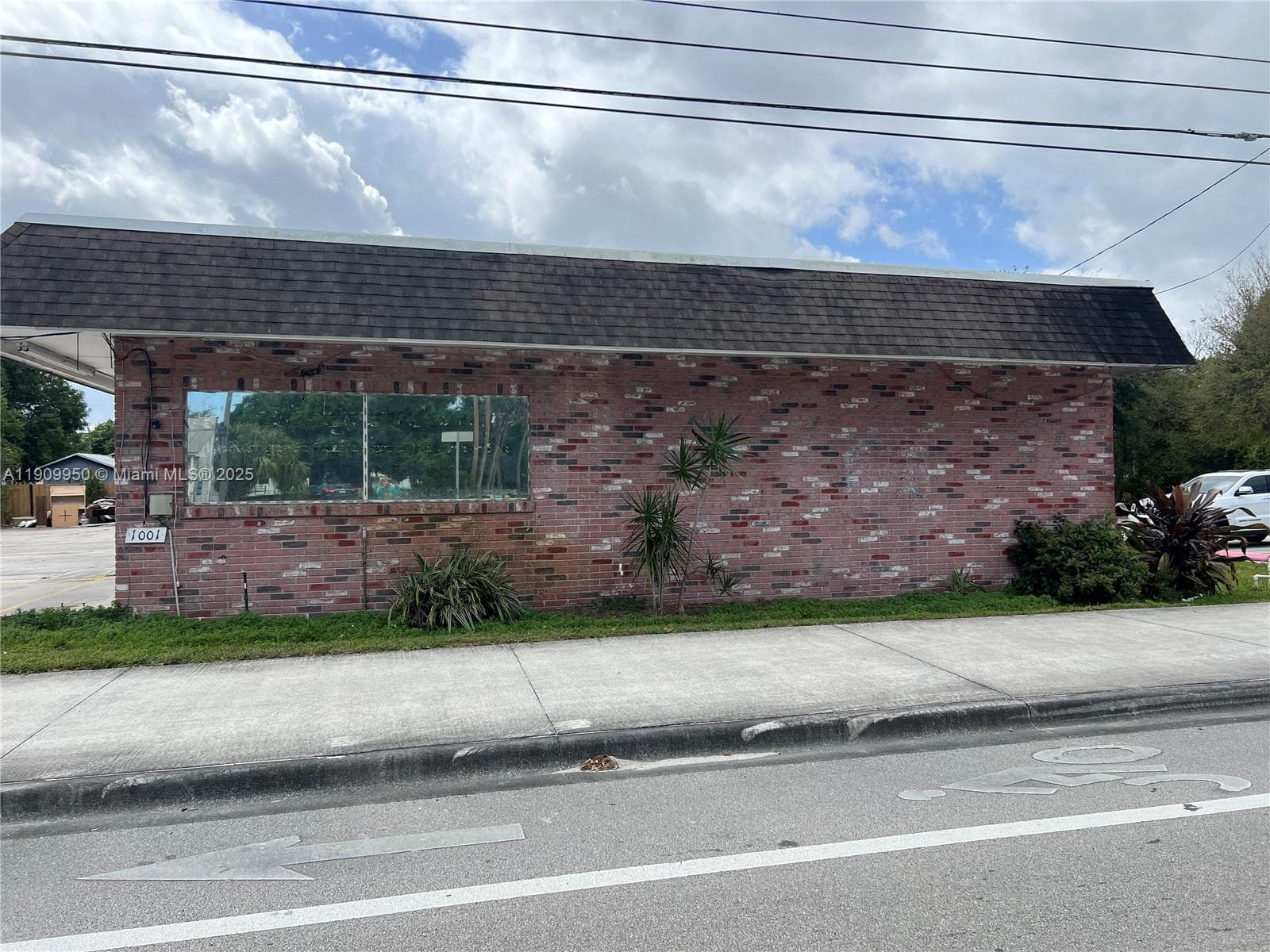 1001 W Midway Rd, Fort Pierce FL 34982