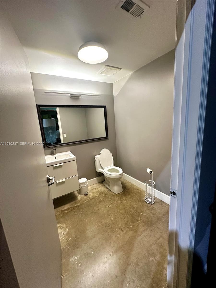 2901 SW 3rd Ave # 4, Fort Lauderdale FL 33315