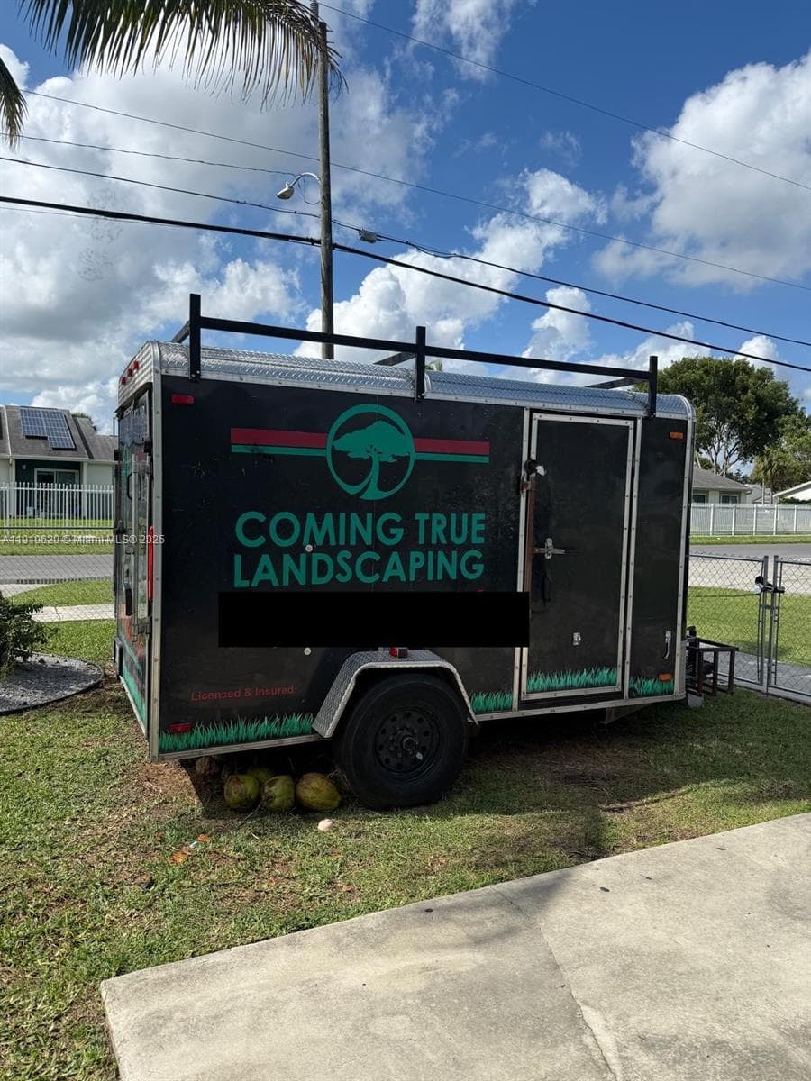 305 SW 9th Ave, Florida City FL 33034