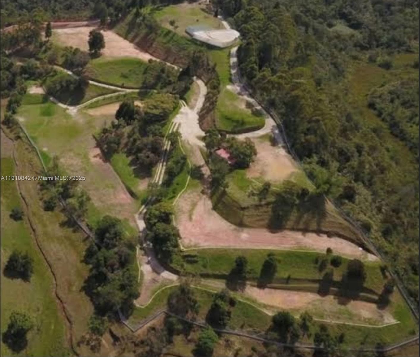 Vereda Mmpuesto Sector Garrido #8, C Colombia