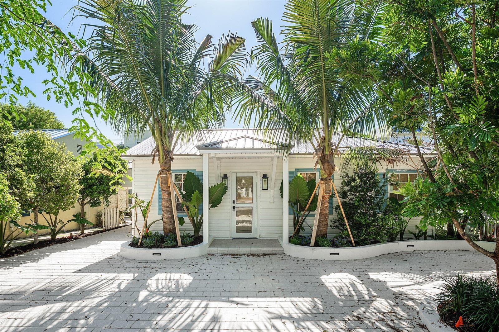 001-23SouthSwintonAvenue-DelrayBeach-FL-