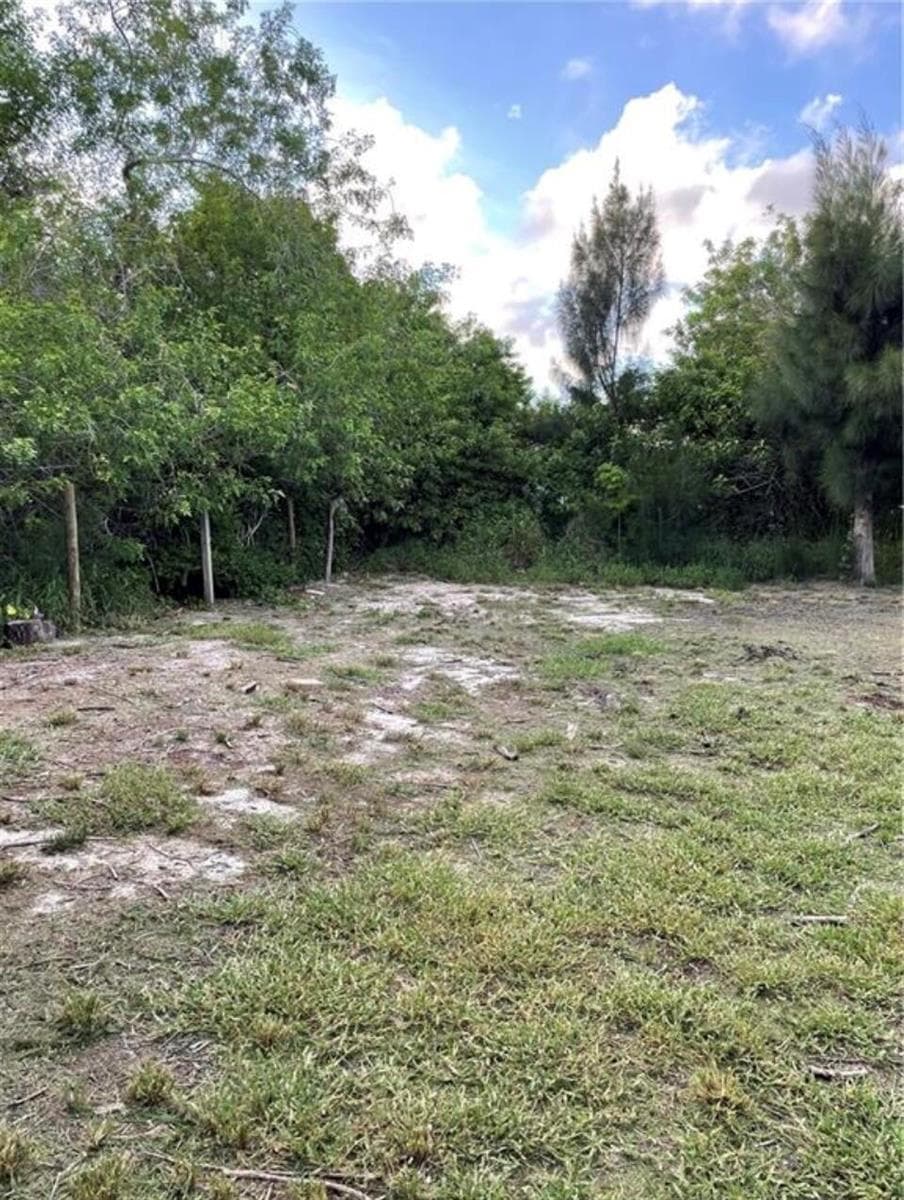 2432 42nd Street, Vero Beach FL 32967