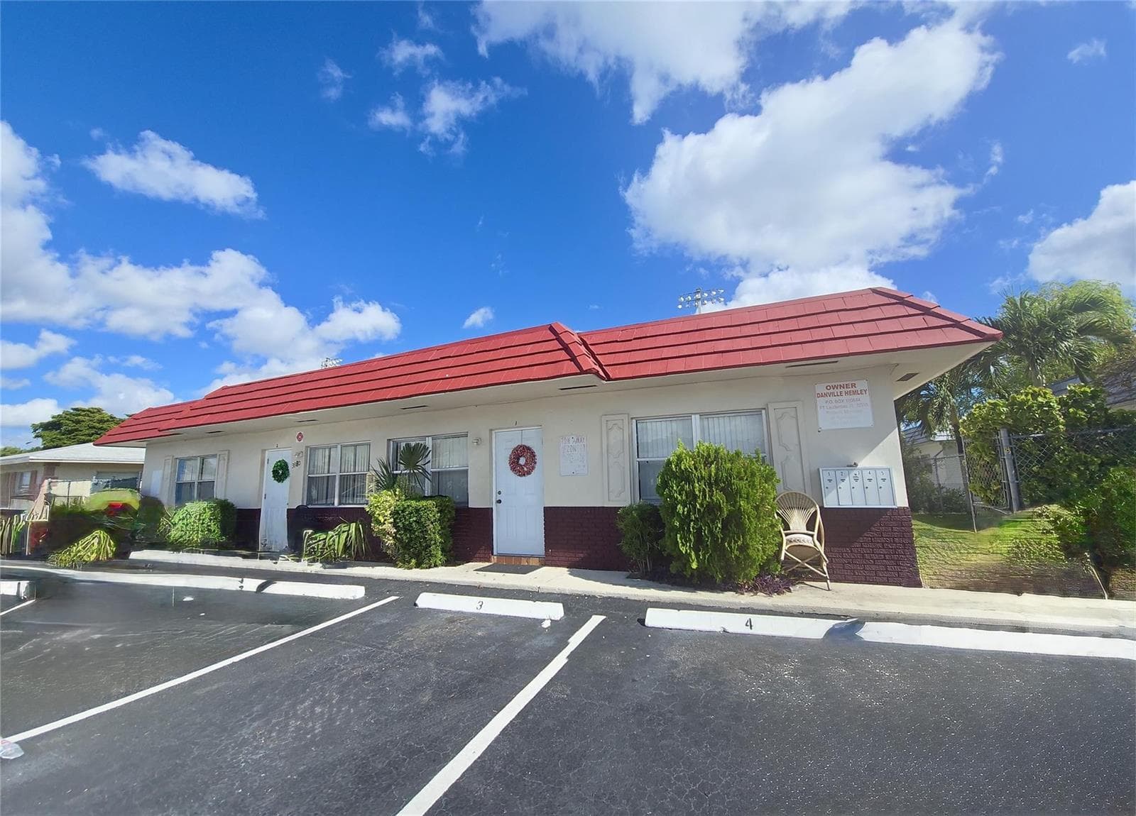 3980 NW 30th Terrace, Lauderdale Lakes FL 33309