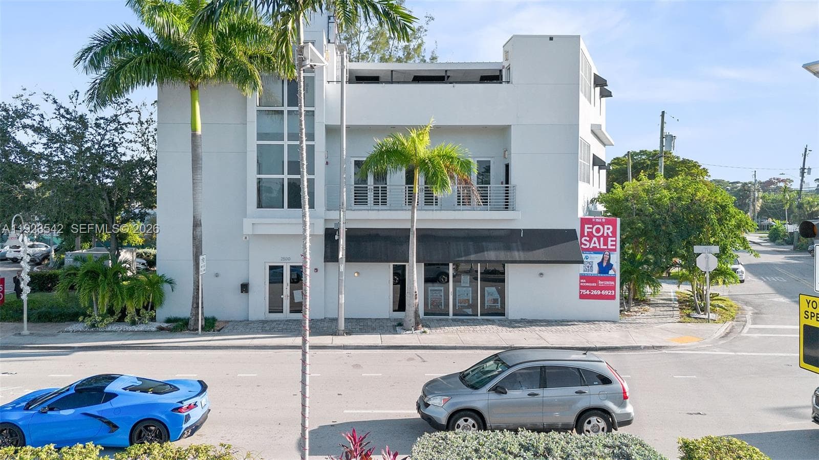 2500 Wilton Dr, Wilton Manors FL 33305
