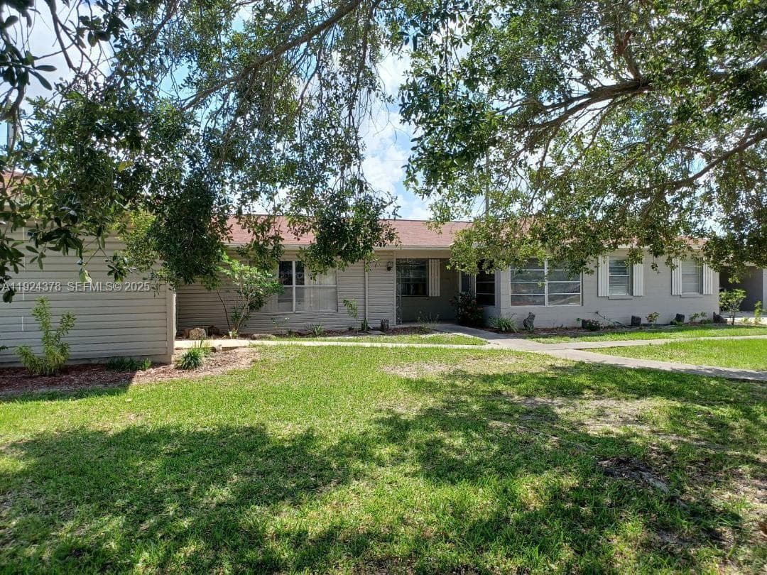 1015 LAKEVIEW DRIVE, Sebring FL 33870