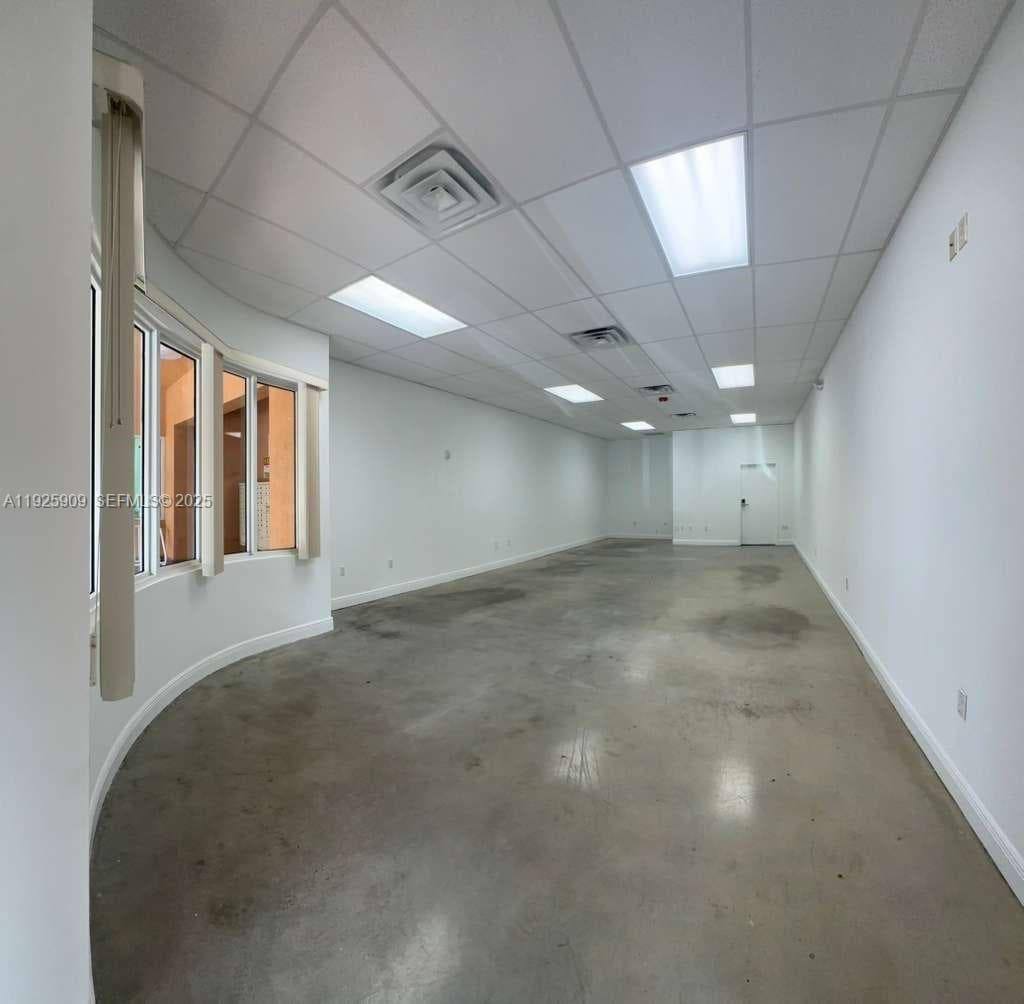 5911 NW 173rd Dr, Hialeah FL 33015