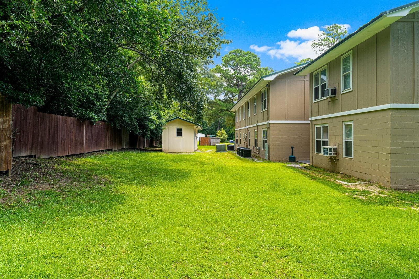 23-web-or-mls-872-deerwood-ln