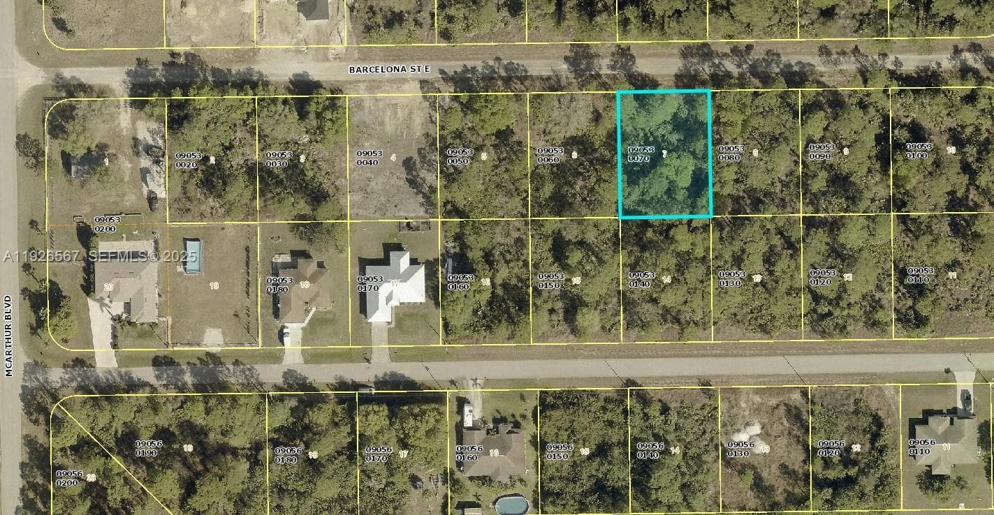 1020 Barcelona Street S, Lehigh Acres FL 33974